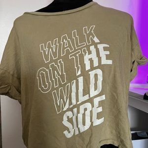 Aerie crop graphic shirt!